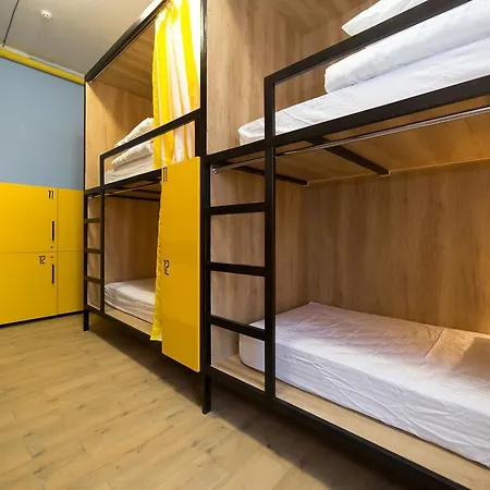Bee Station Hotel Kiev