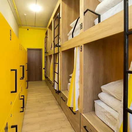 Hotel Bee Station Kiev